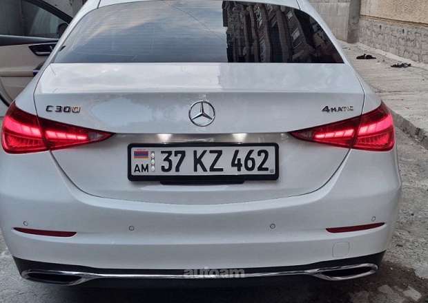 Mercedes-Benz C 300