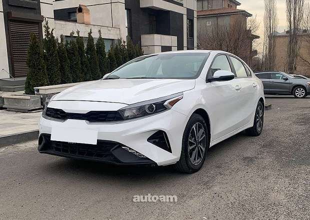 Kia Forte 2023 — լուսանկար 1