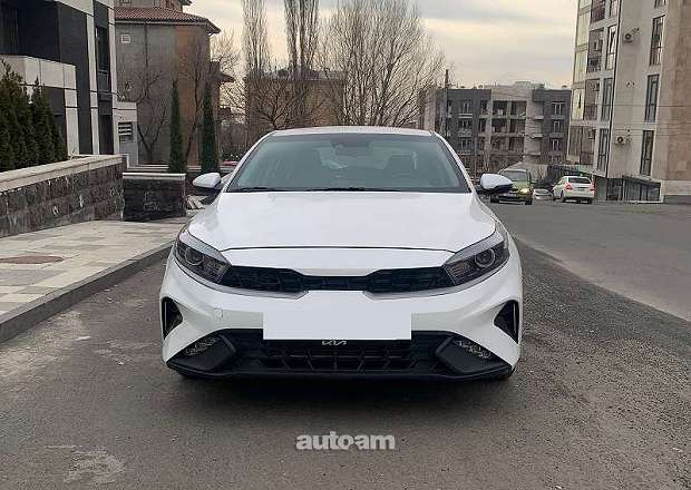 Kia Forte 2023 — լուսանկար 3