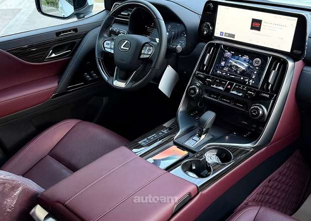 Lexus LX 600