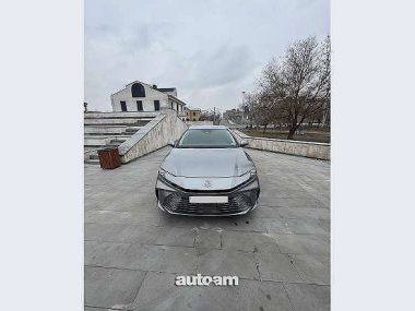 Toyota Camry  2025 