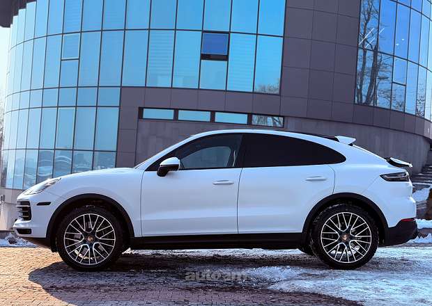 Porsche Cayenne Coupe 2021 — photo 14