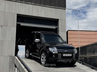 Mitsubishi Pajero  2007 