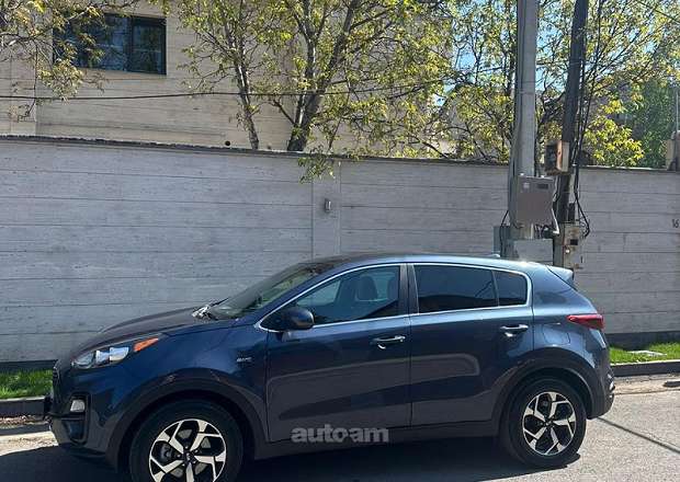 Kia Sportage 2021 — photo 1