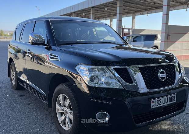 Nissan Patrol 2010 — photo 1