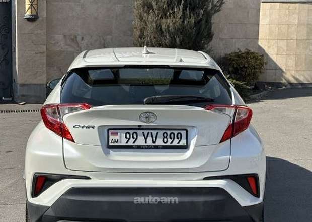 Toyota C-HR
