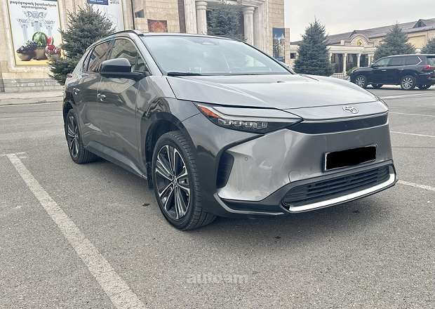 Toyota Bz4X