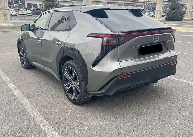 Toyota Bz4X
