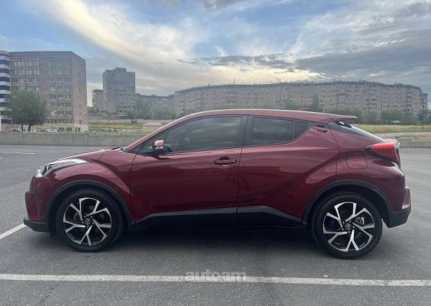 Toyota C-HR 2019 — լուսանկար 6