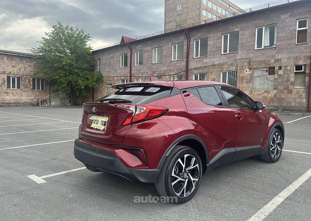 Toyota C-HR 2019 — լուսանկար 4