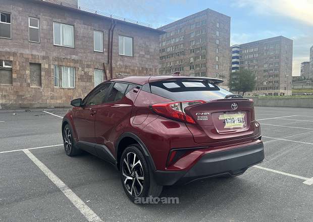 Toyota C-HR 2019 — լուսանկար 5