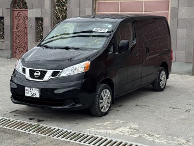 Nissan NV200  2020 