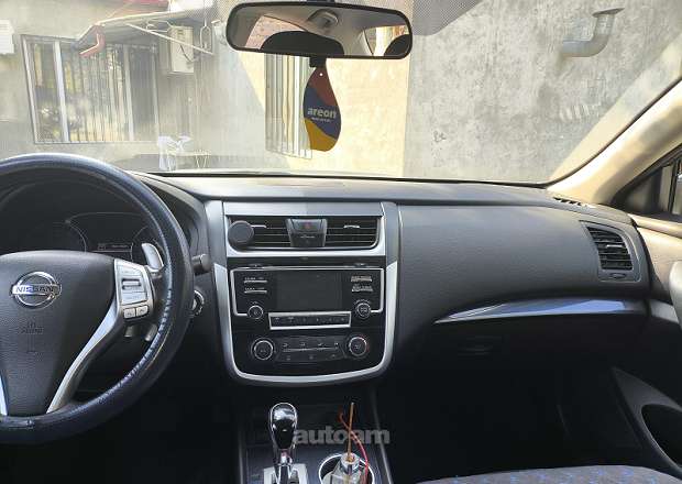 Nissan Altima 2018 — լուսանկար 4