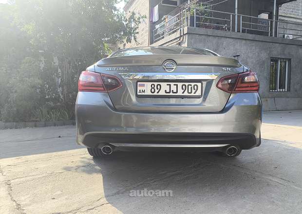 Nissan Altima 2018 — լուսանկար 2