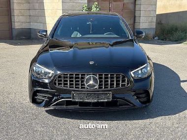 Mercedes-Benz E 300  2019 