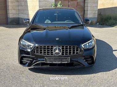 Mercedes-Benz E 300  2019 