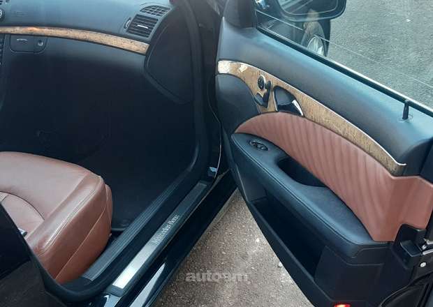 Mercedes-Benz E 350 2008 — photo 7
