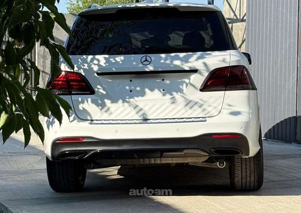 Mercedes-Benz GLE 350