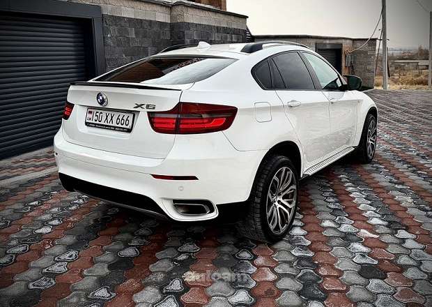 BMW X6