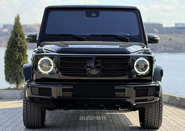 Mercedes-Benz G 500