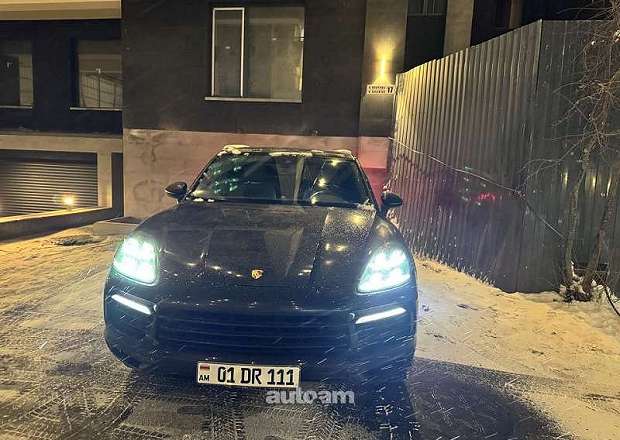 Porsche Cayenne Coupe