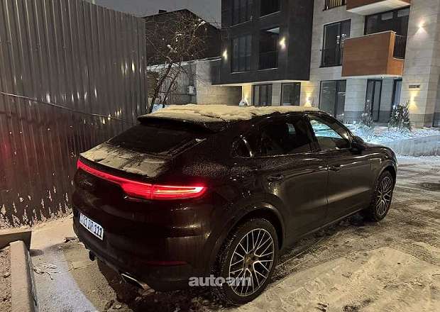 Porsche Cayenne Coupe