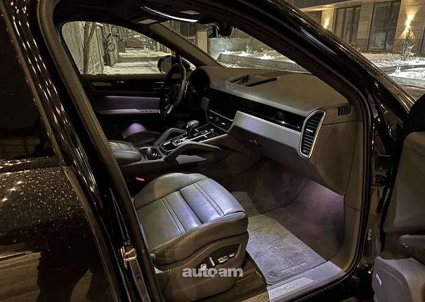 Porsche Cayenne Coupe