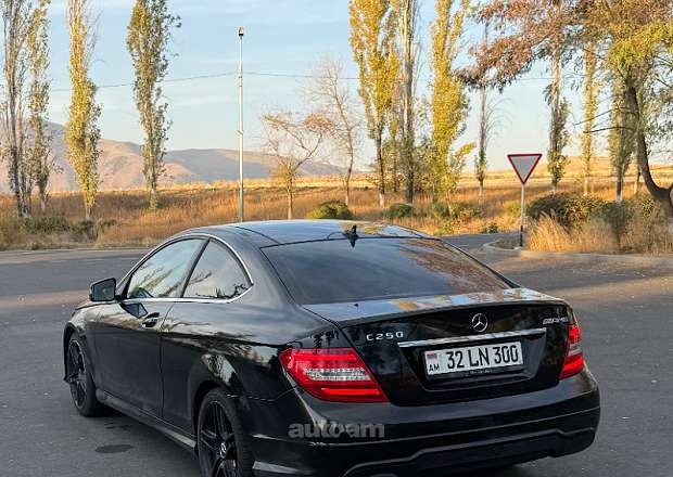 Mercedes-Benz C 250
