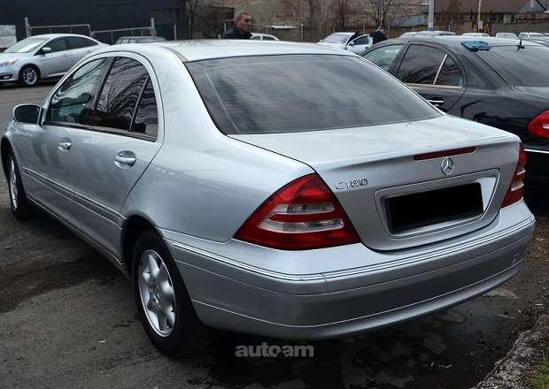 Mercedes-Benz C 180 2001 — photo 15
