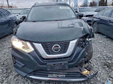 Nissan Rogue  2020 