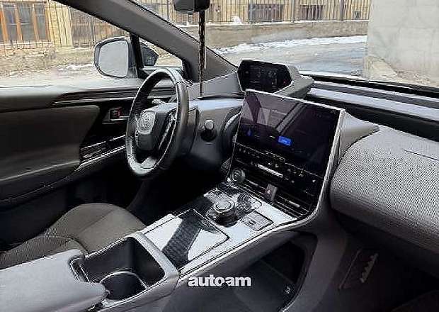 Toyota Bz4X