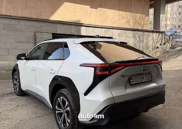 Toyota Bz4X