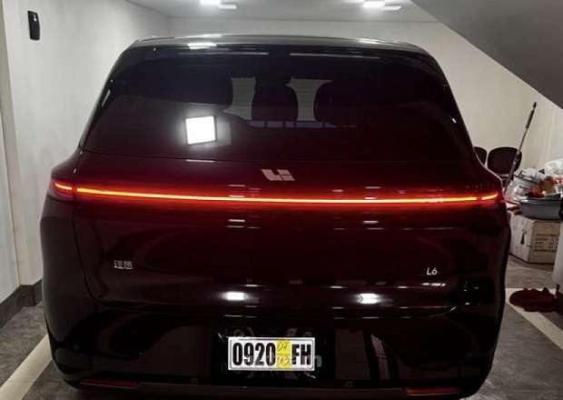 Lixiang Li L6