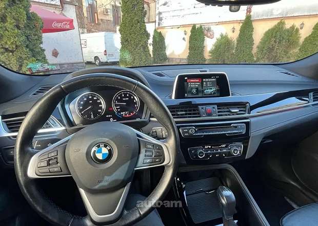BMW X2