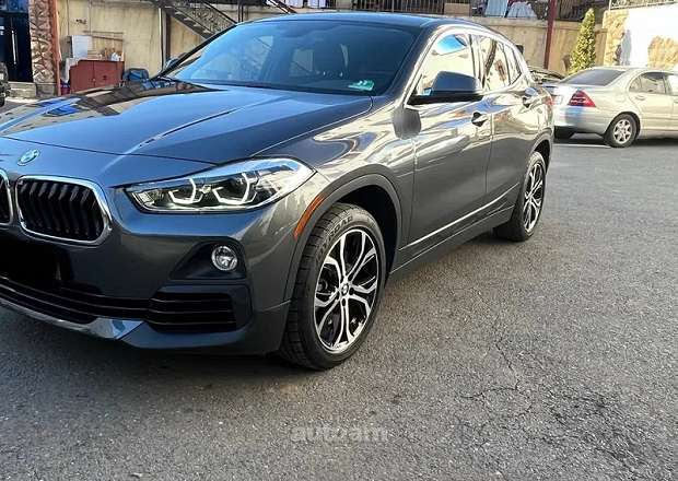 BMW X2
