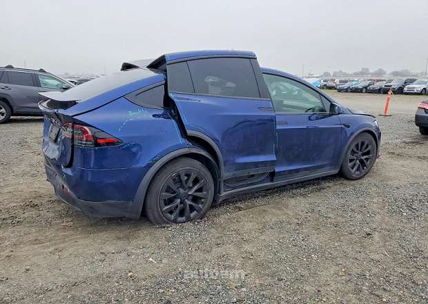 Tesla Model X