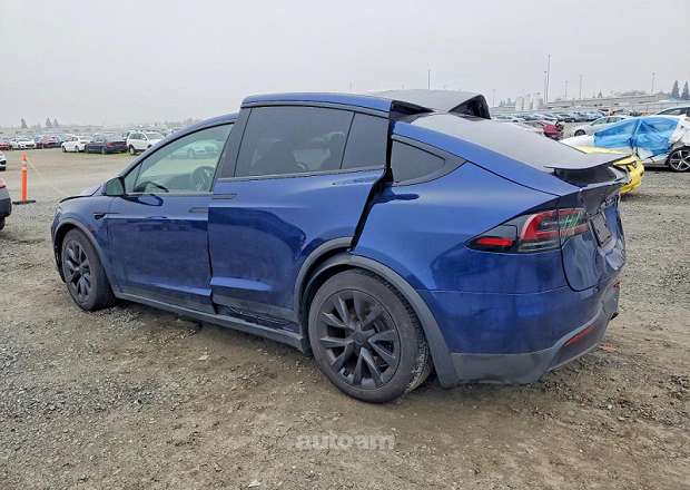 Tesla Model X