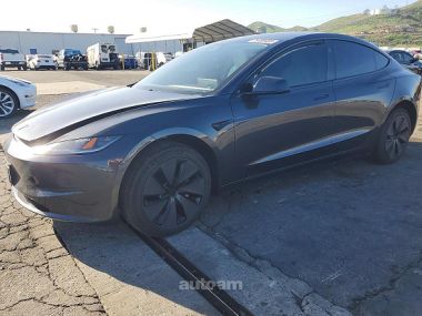 Tesla Model 3  2024 