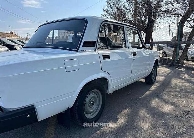 VAZ (Lada) 2107