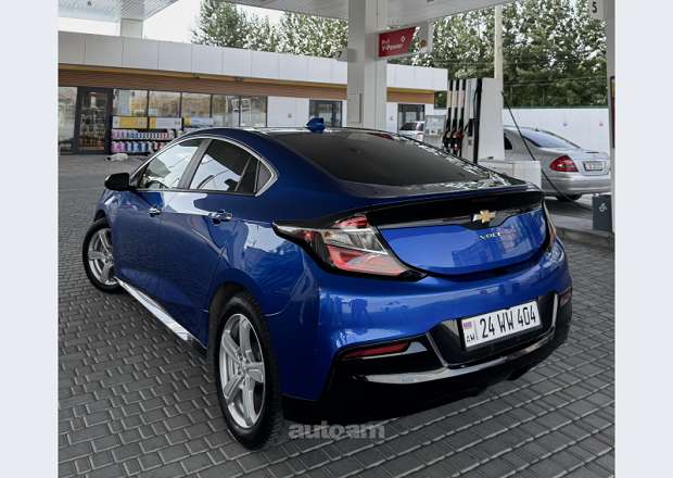 Chevrolet Volt 2017 — լուսանկար 13