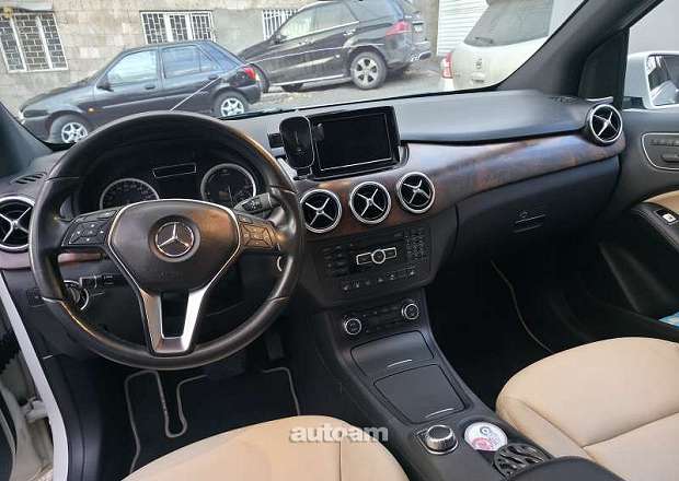 Mercedes-Benz B Electric Drive