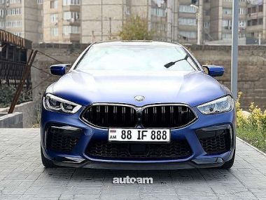 BMW M8  2020 