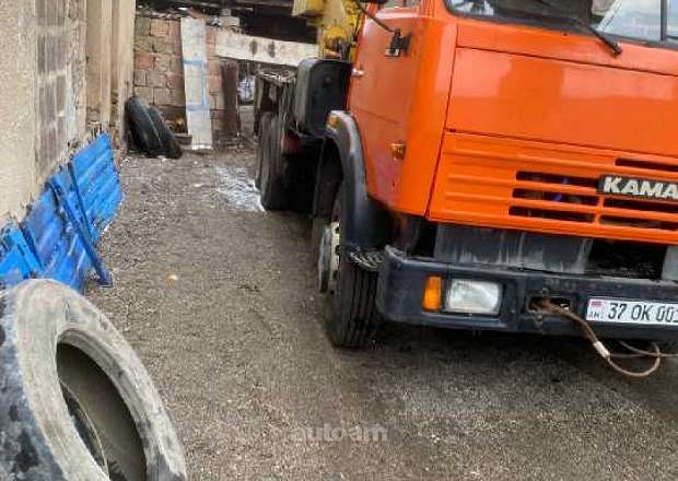 KAMAZ  5490