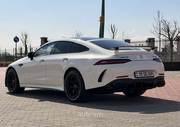 Mercedes-Benz AMG GT
