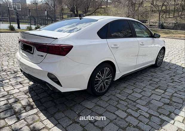 Kia Forte 2022 — լուսանկար 4