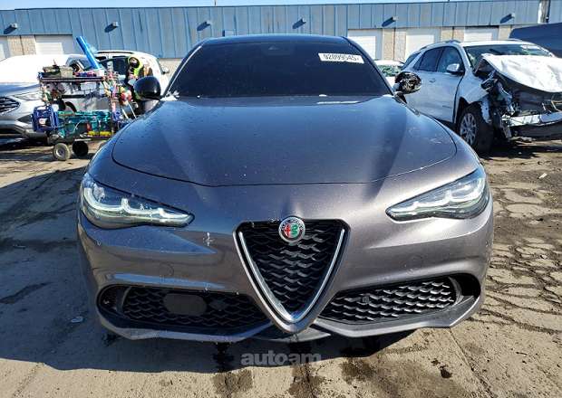Alfa Romeo Giulia