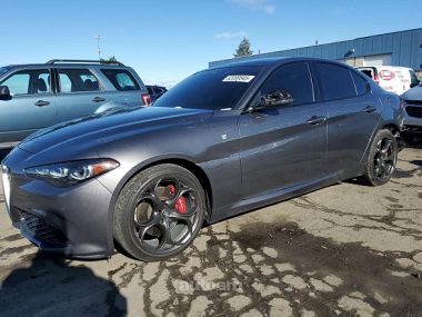 Alfa Romeo Giulia  2024 