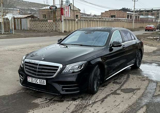 Mercedes-Benz S 550