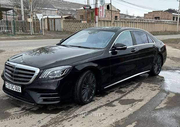 Mercedes-Benz S 550