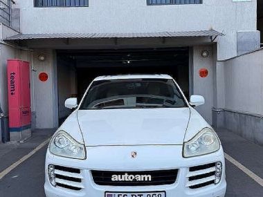 Porsche Cayenne  2008 